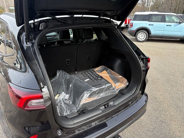 2026 Ford Escape ST-Line Elite