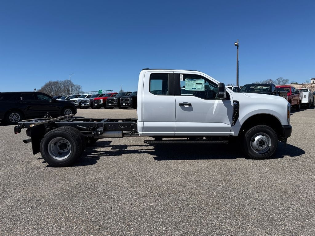 2026 Ford F-350SD XL DRW