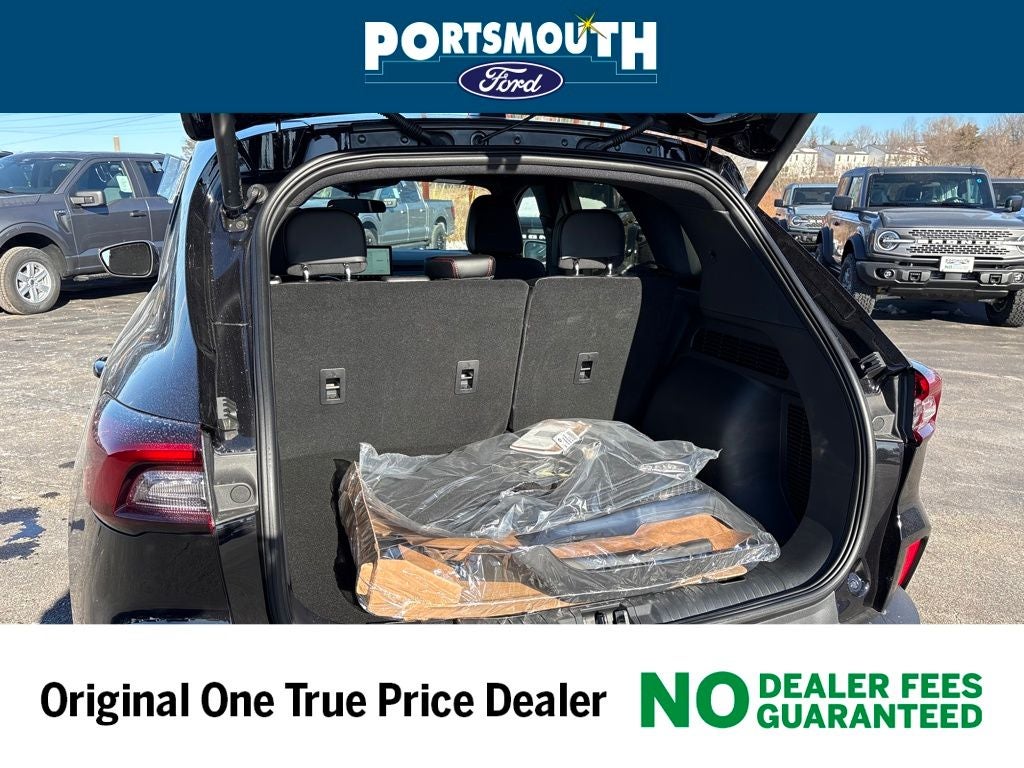 2026 Ford Escape Hybrid ST-Line Select