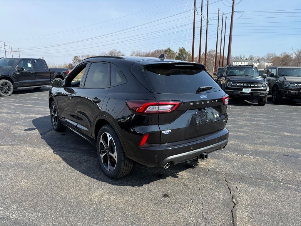 2025 Ford Escape ST-Line Elite