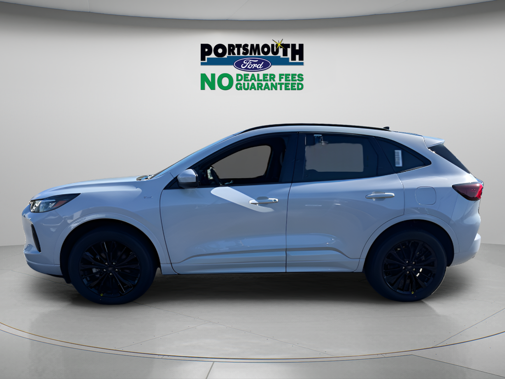 2026 Ford Escape ST-Line Elite