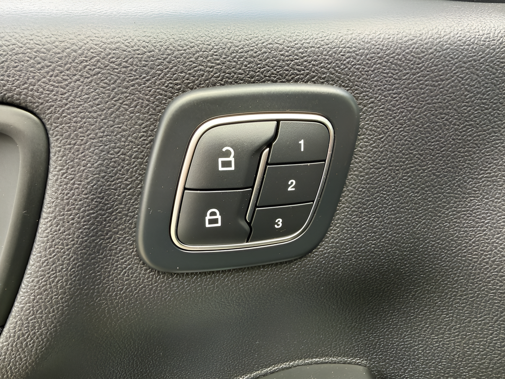 2025 Ford Escape ST-Line Elite
