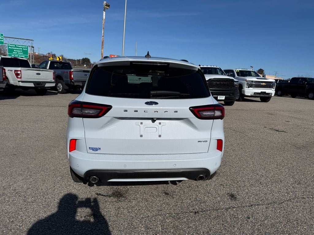 2025 Ford Escape ST-Line Elite