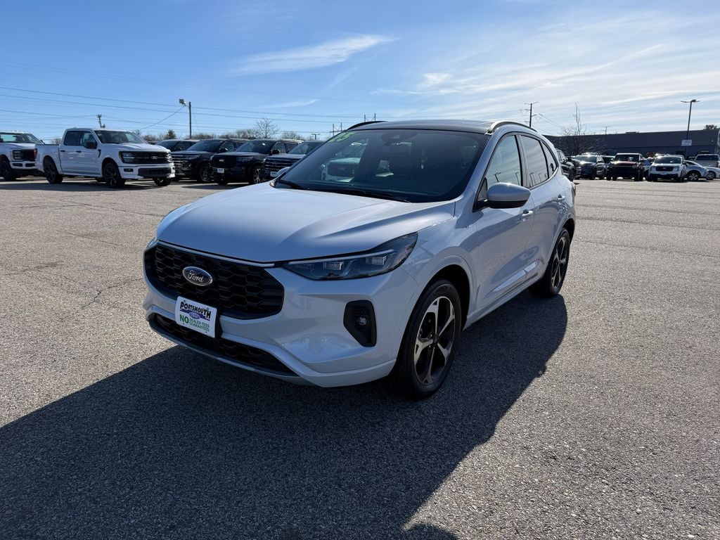2025 Ford Escape ST-Line Elite