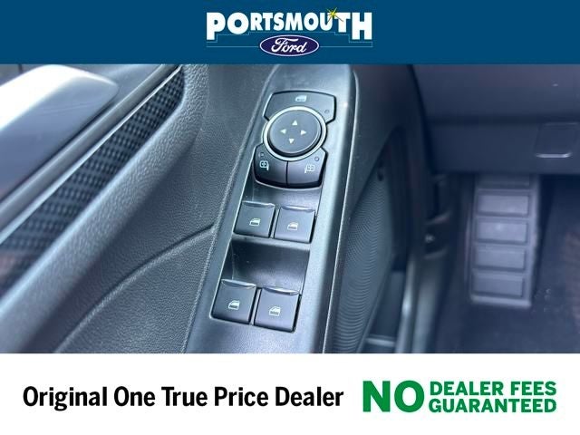 2025 Ford Escape Hybrid ST-Line Elite