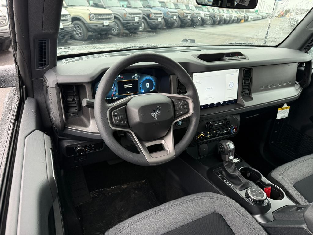 2025 Ford Bronco Base