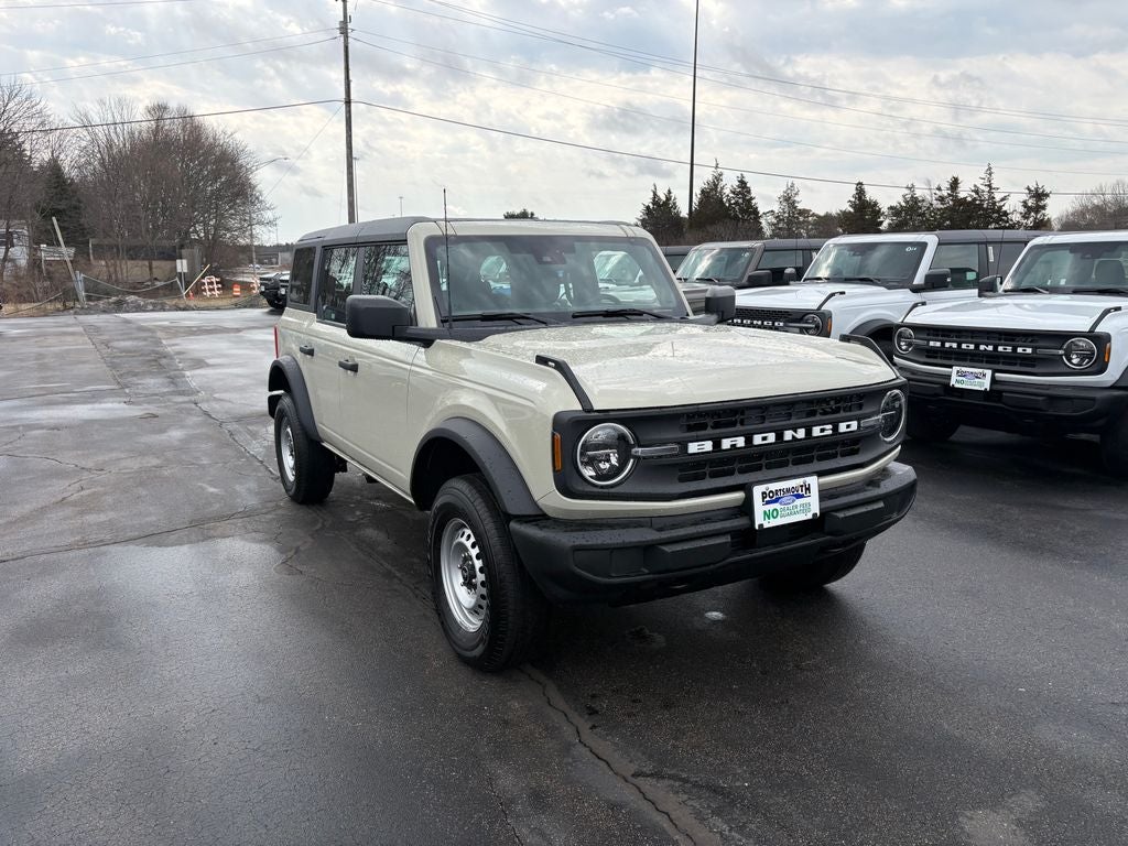 2025 Ford Bronco Base