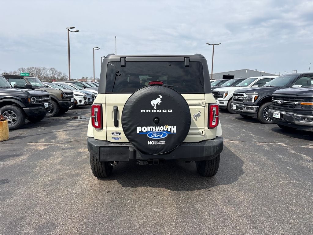 2026 Ford Bronco Outer Banks