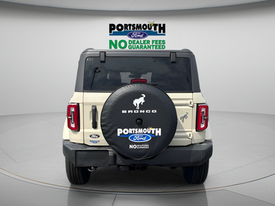 2026 Ford Bronco Outer Banks