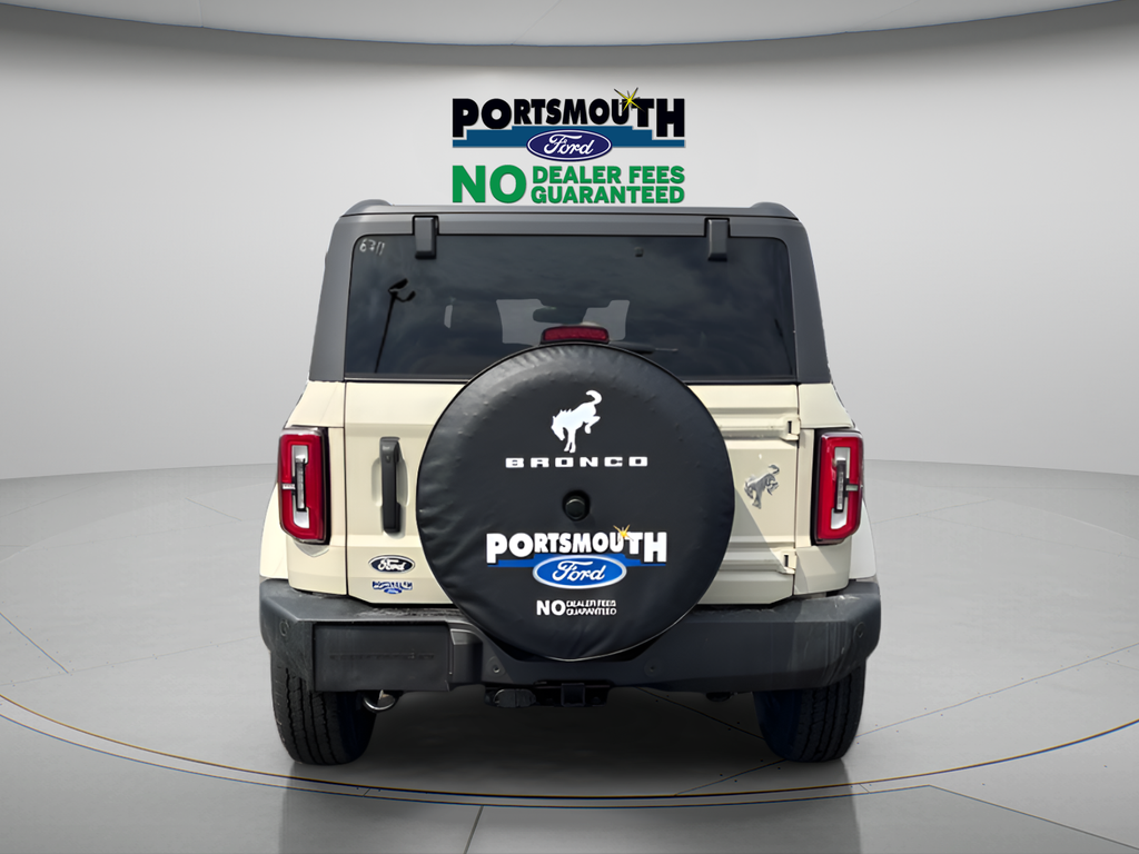 2026 Ford Bronco Outer Banks