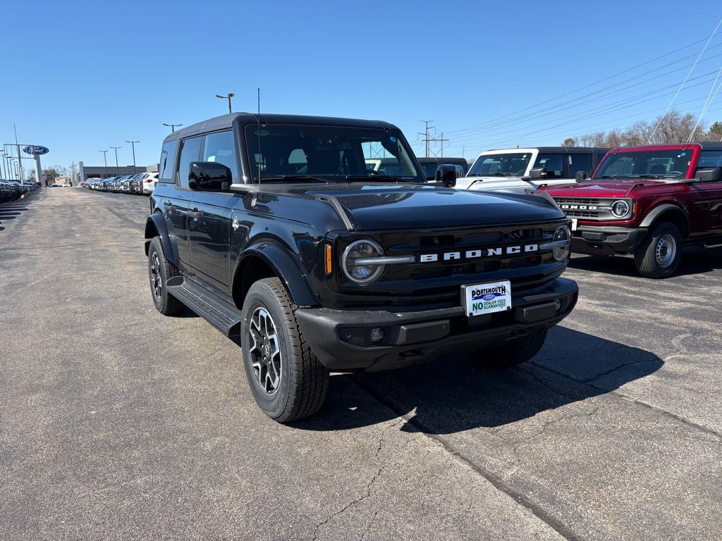 2026 Ford Bronco Outer Banks