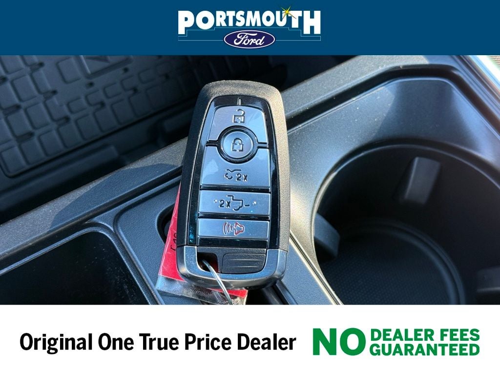 2025 Ford F-150 Lightning Platinum