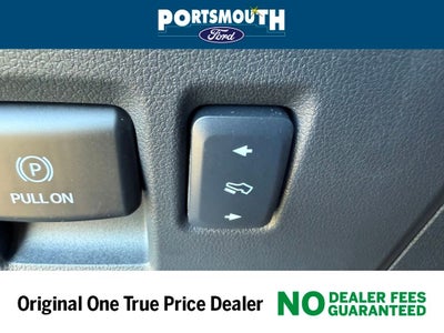 2025 Ford F-150 Lightning Platinum