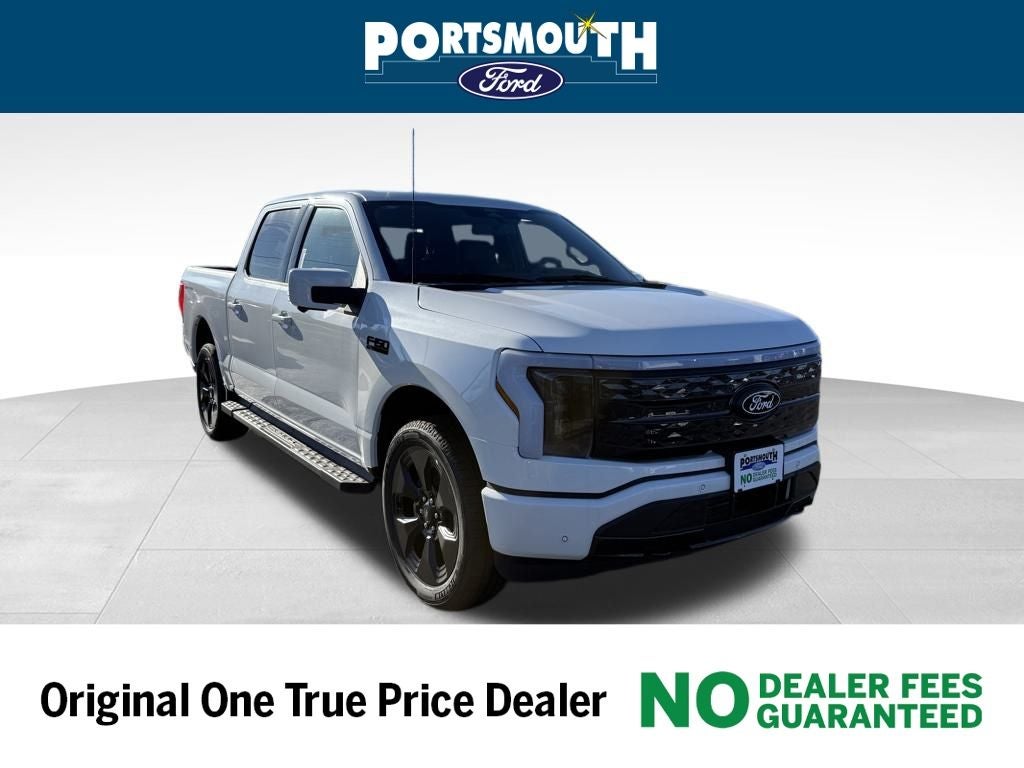 2025 Ford F-150 Lightning Platinum