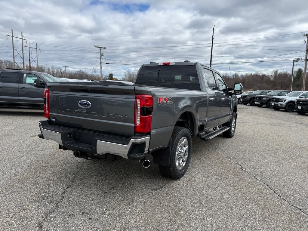 2026 Ford F-350SD Lariat