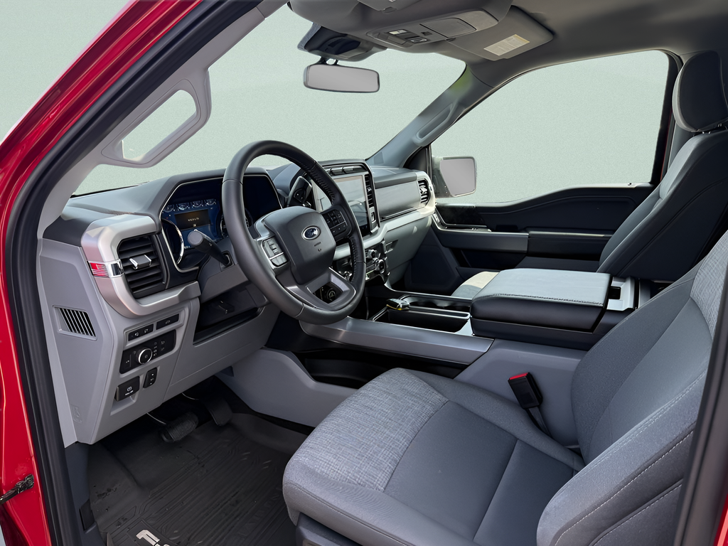 2022 Ford F-150 XLT Crew Cab