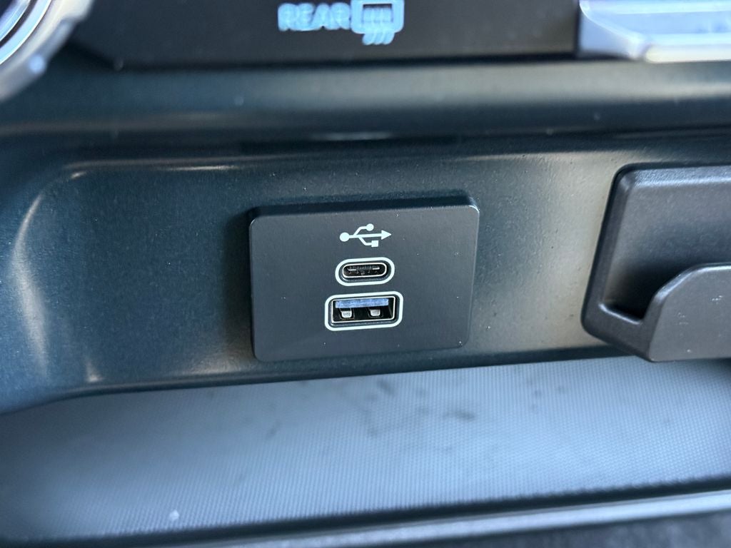 2025 Ford F-150 XLT Crew Cab