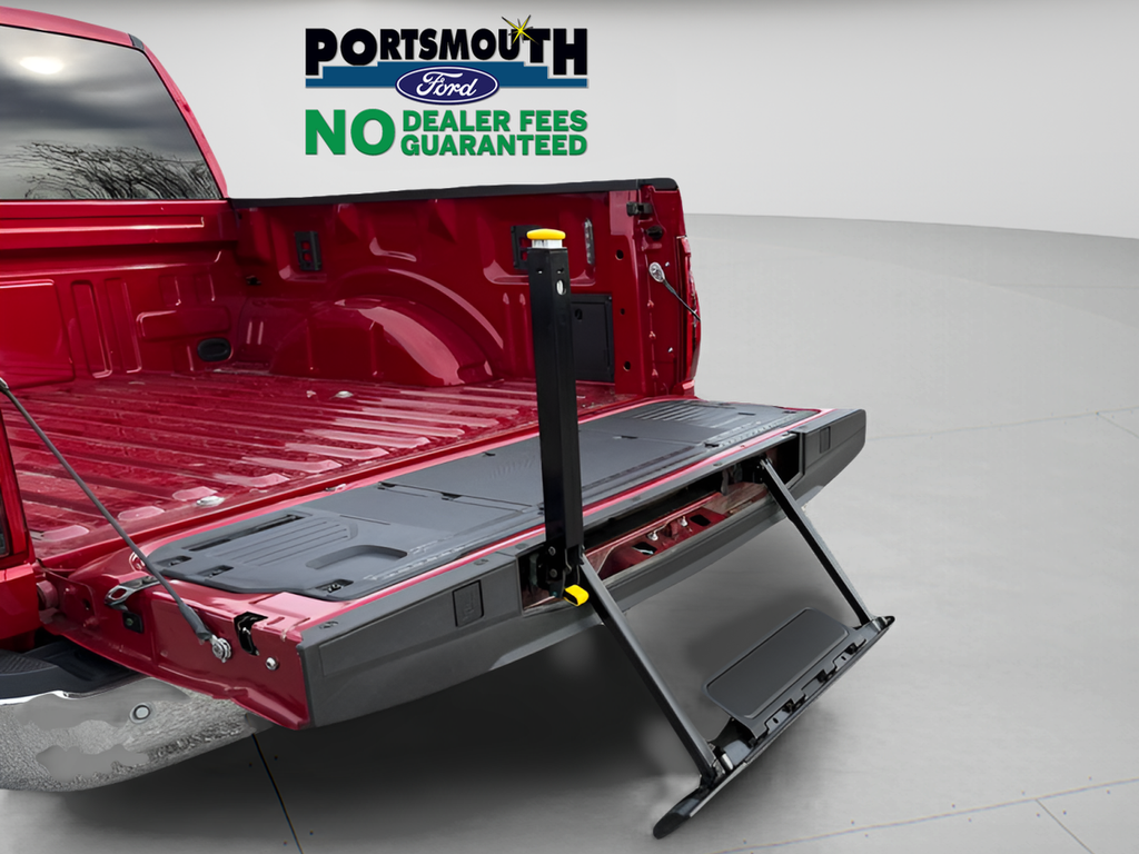 2025 Ford F-150 XLT Crew Cab