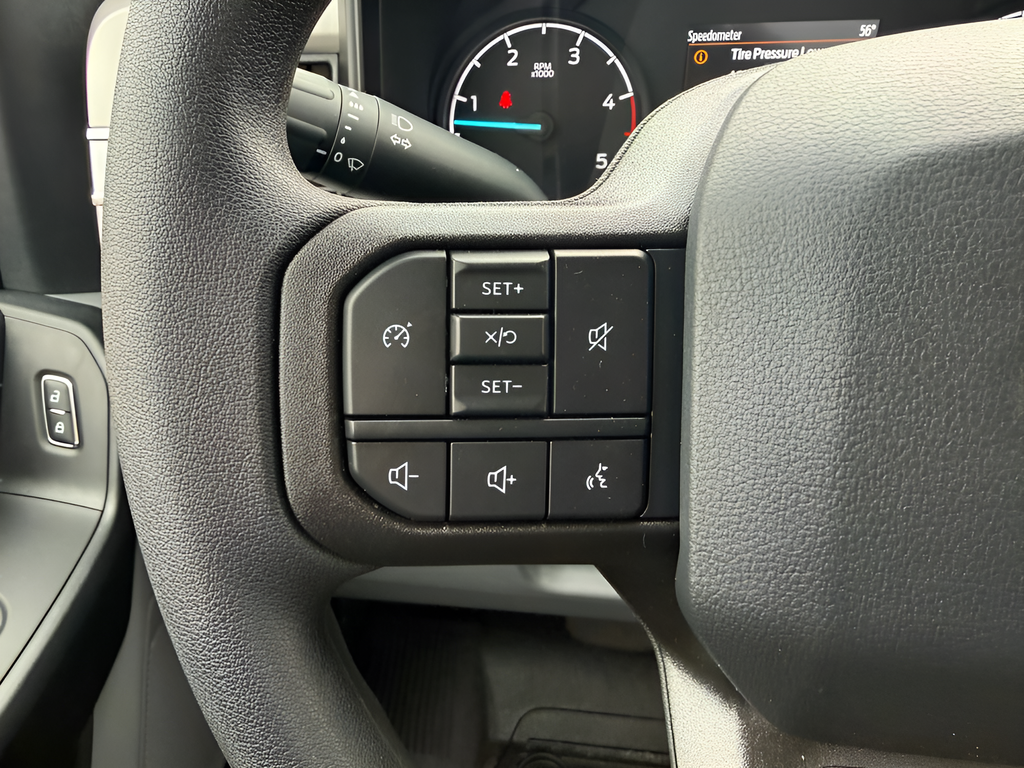 2025 Ford F-350 Super Duty XL - Photo 11