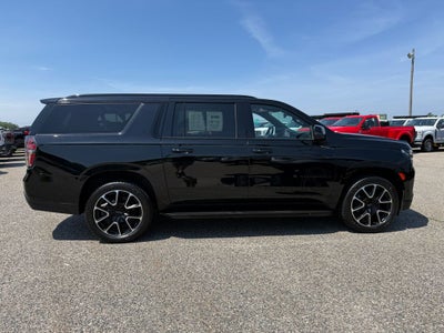 2024 Chevrolet Suburban RST