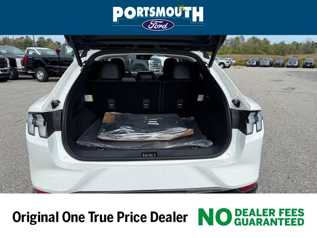 2025 Ford Mustang Mach-E Premium