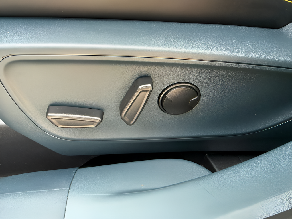 2025 Ford Maverick Lobo High