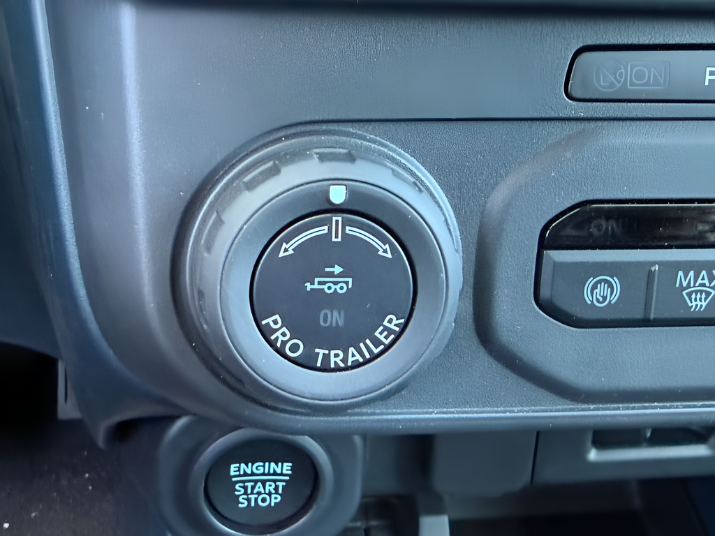 2025 Ford Maverick Lobo High