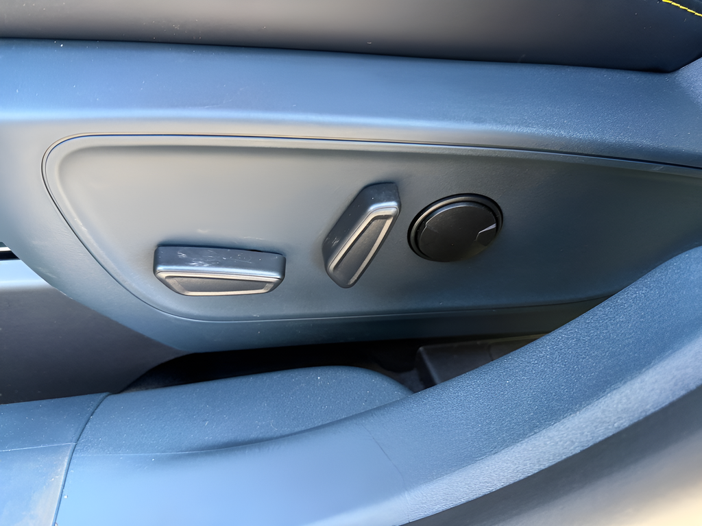 2025 Ford Maverick Lobo High