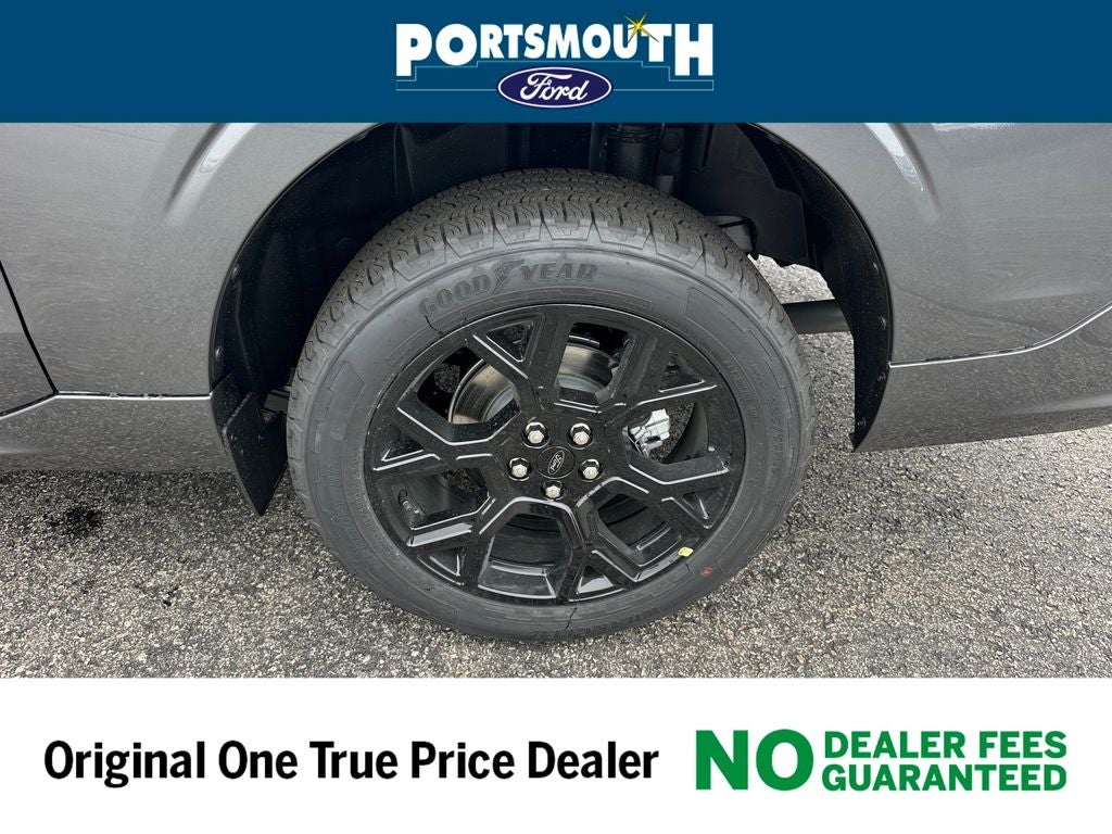 2025 Ford Maverick Lobo Standard