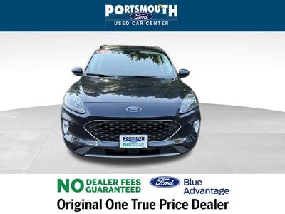 2022 Ford Escape Titanium