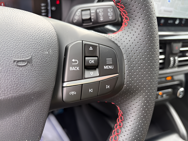 2024 Ford Escape ST-Line Select