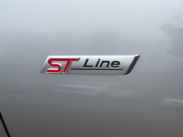 2024 Ford Escape ST-Line Elite