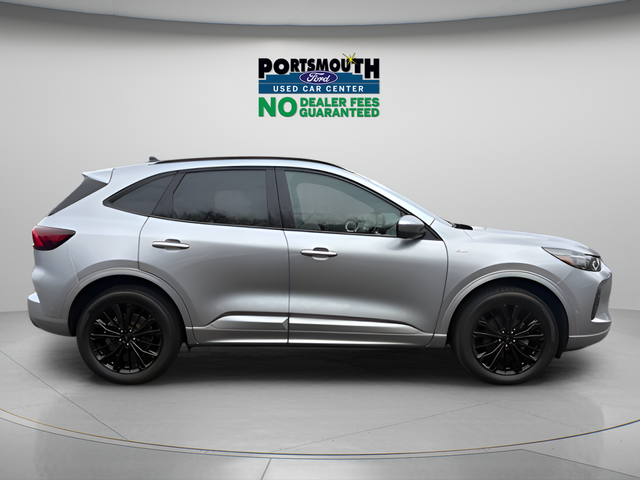 2024 Ford Escape ST-Line Elite