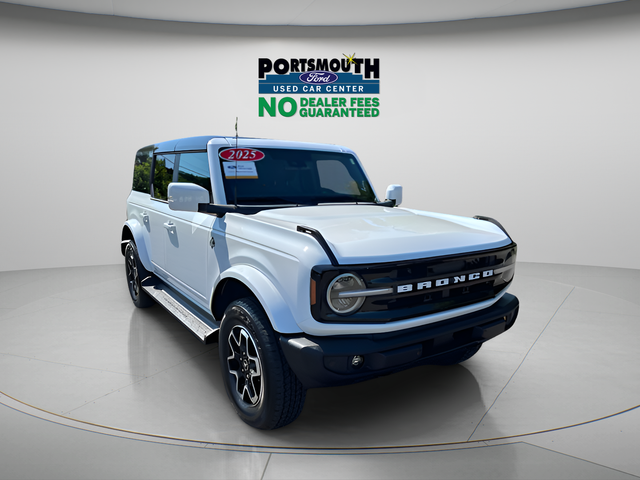 2025 Ford Bronco Outer Banks W/ Hard Top