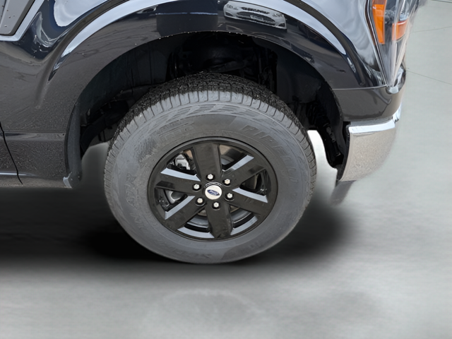 2023 Ford F-150 XL Crew Cab