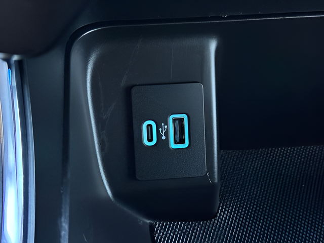 2023 Ford F-150 XLT Crew Cab