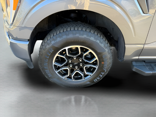2023 Ford F-150 XLT Crew Cab