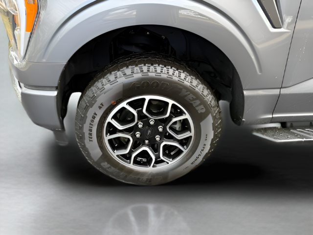 2023 Ford F-150 XLT Crew Cab