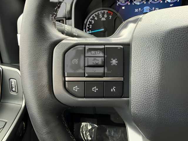 2023 Ford F-150 XLT Crew Cab