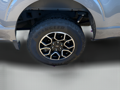 2023 Ford F-150 XLT Crew Cab
