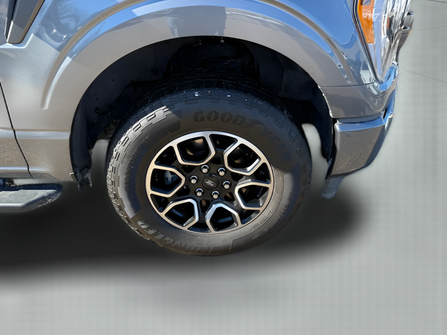 2023 Ford F-150 XLT Crew Cab