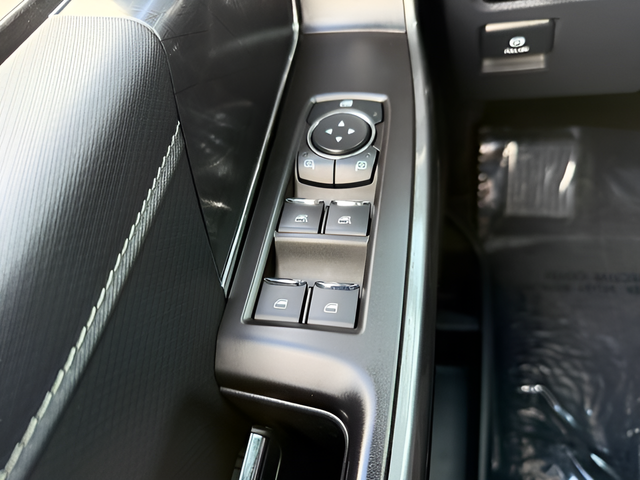 2023 Ford F-150 XLT Crew Cab