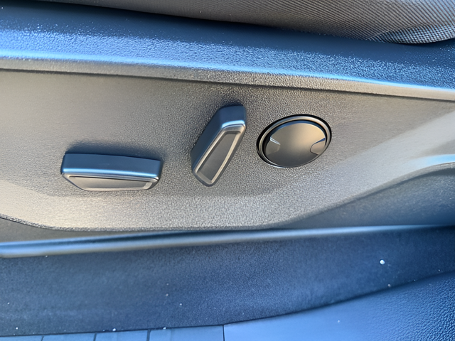 2023 Ford F-150 XLT Crew Cab