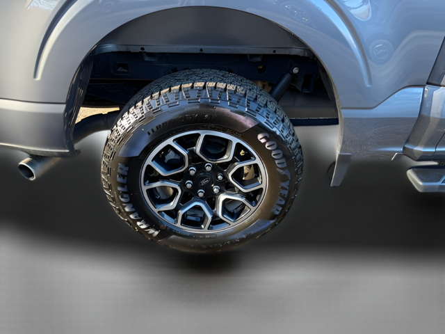 2023 Ford F-150 XLT Crew Cab