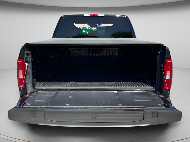 2022 Ford F-150 XLT Crew Cab