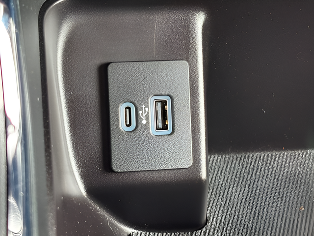 2023 Ford F-150 XLT Crew Cab