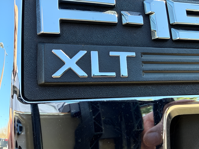 2021 Ford F-150 XLT Crew Cab