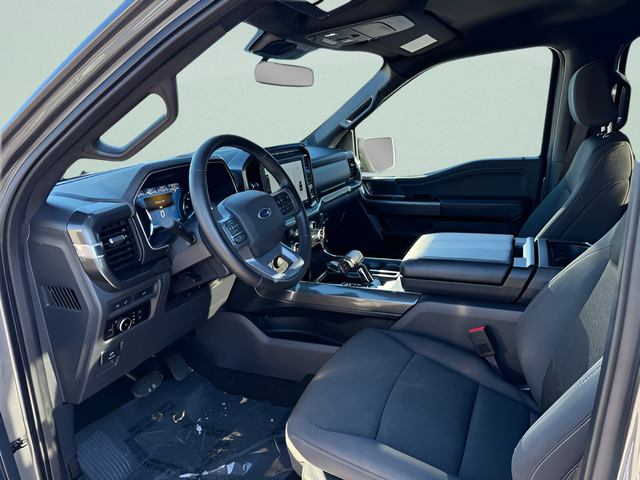 2023 Ford F-150 XLT Crew Cab