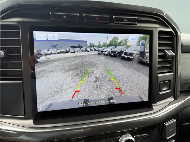 2023 Ford F-150 XLT Crew Cab