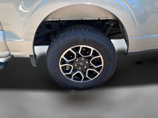 2023 Ford F-150 XLT Crew Cab